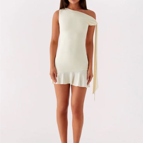 Peppermayo Dresses & Skirts - Peppermayo One Shoulder Cream- yellow Dress